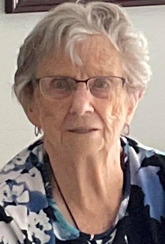 Shirley  McKay (nee Myers)