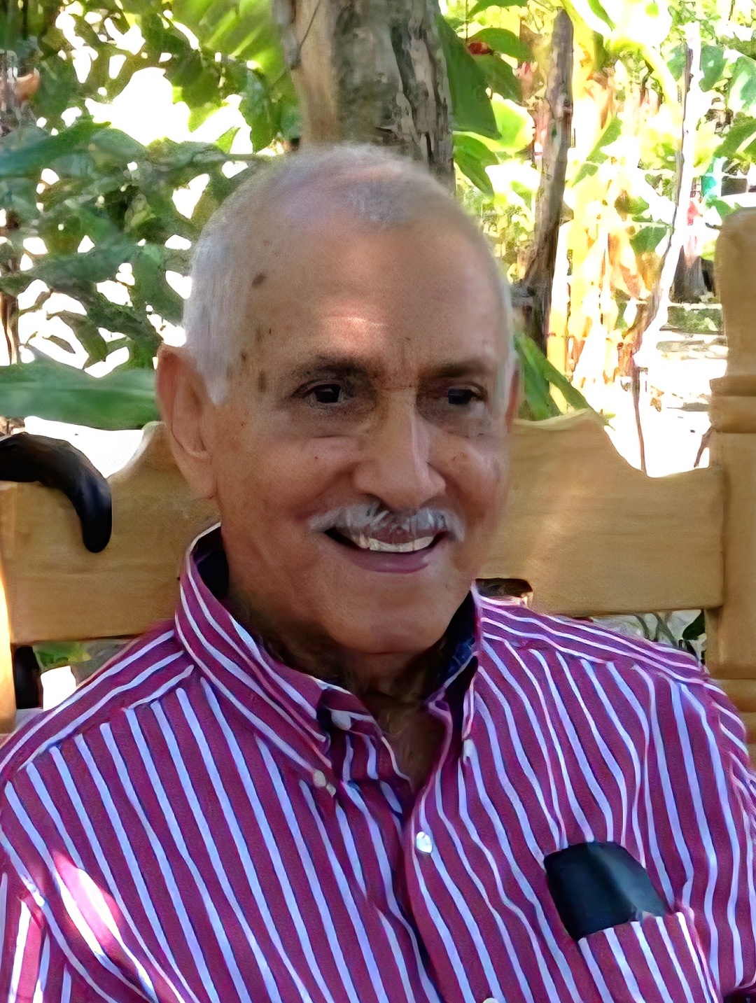 Luis  Tejada